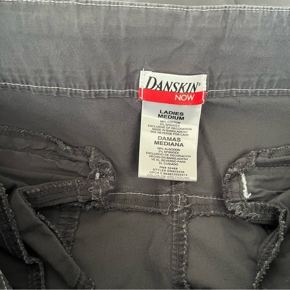 Danskin Now Drawstring Cargo Pockets Cropped Pants Women's Size M Cotton Stretch - Picture 5 of 5